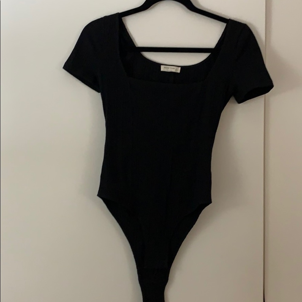 Ribbed Black Bodysuit
